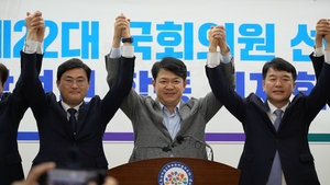 더불어민주당 충남 4.10총선 당선자 합동 기자회견...‘민생회복’ 한 목소리